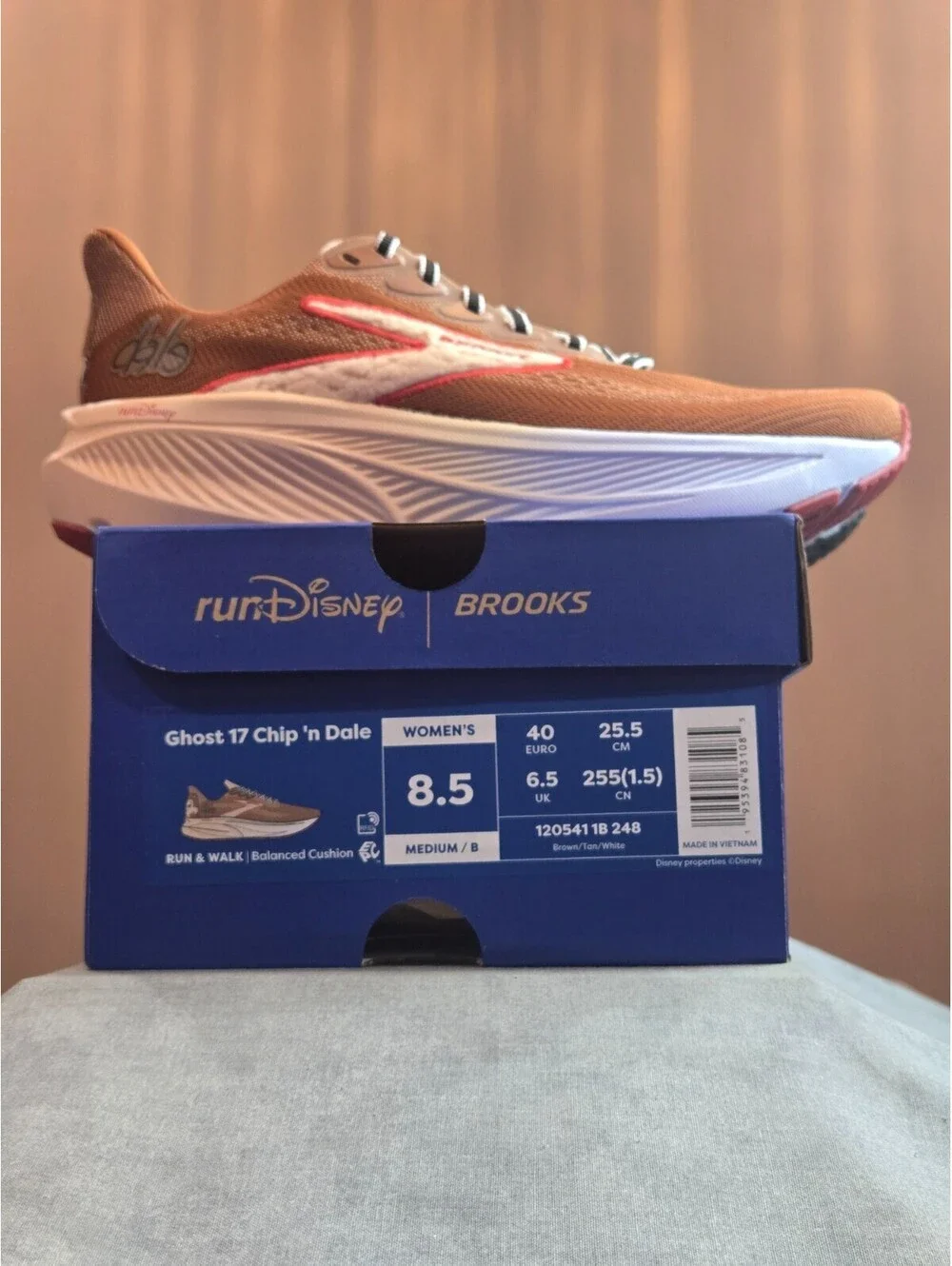 Brooks x runDisney Ghost 17 Chip 'n Dale (1205411B248) Women's 8.5 BRAND NEW